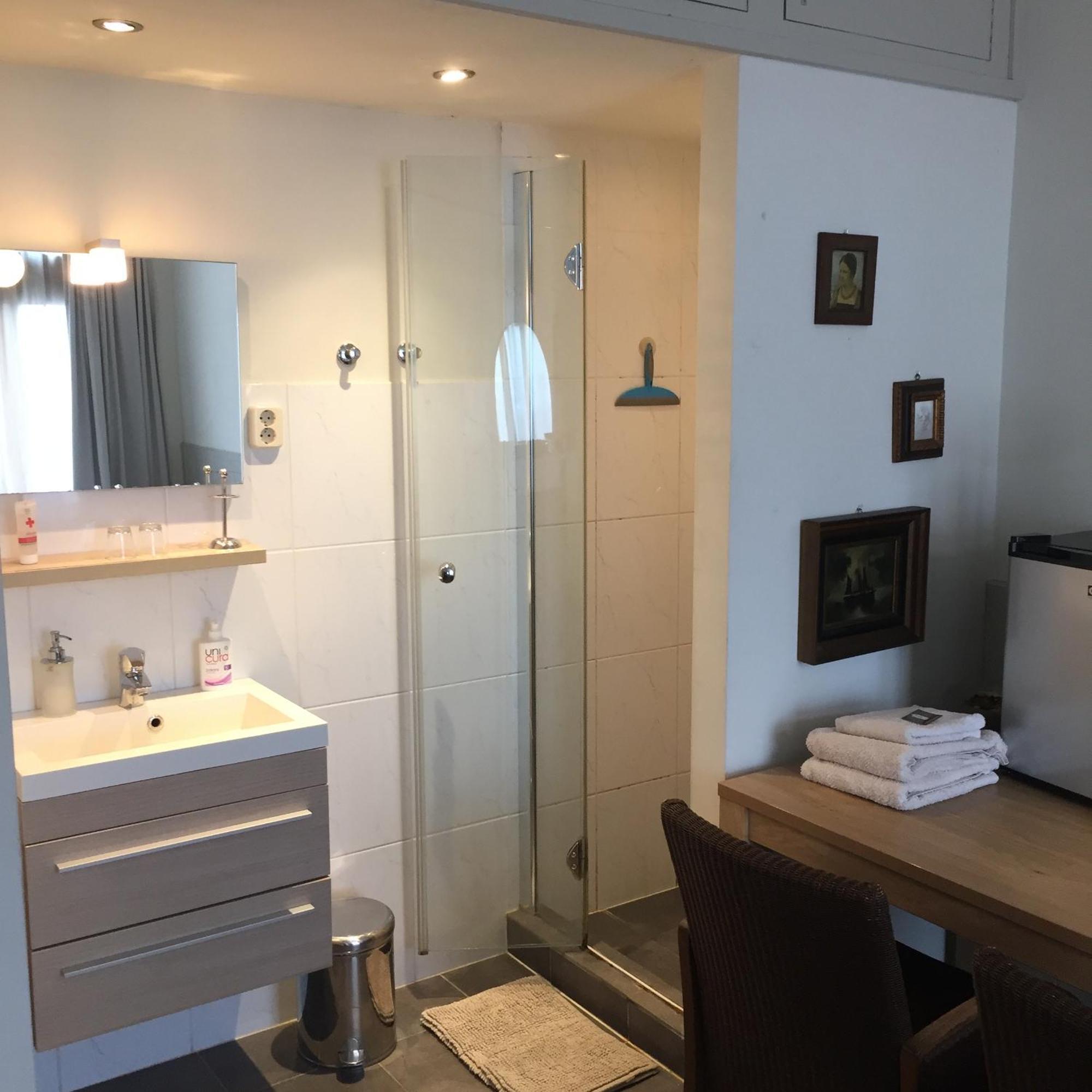 フローニンゲン Cessinas Bed & Breakfast エクステリア 写真